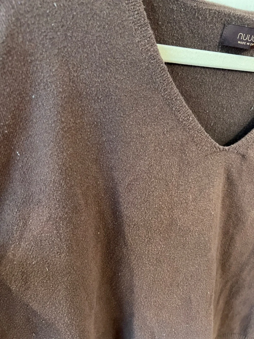Nuuds Brown V-Neck Sweater XL Oversized Soft Knit Casual - Picture 8 of 14